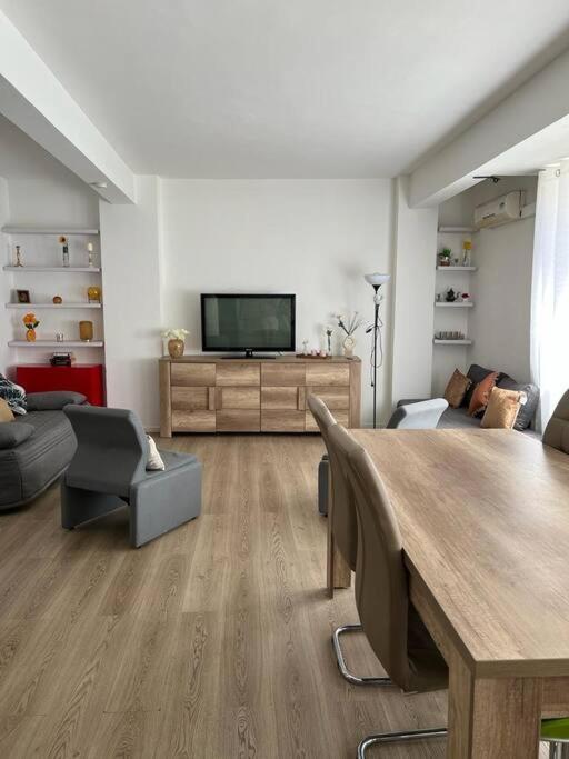 Le Building: 5 Pax Centre Ville Marseille Eksteriør billede